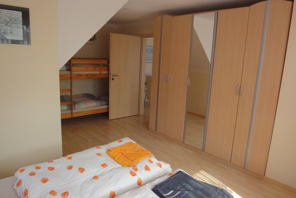 Fritzis Haus Apartment Dierhagen Bagian luar foto